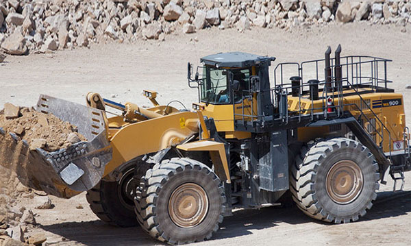  WA900-3E0